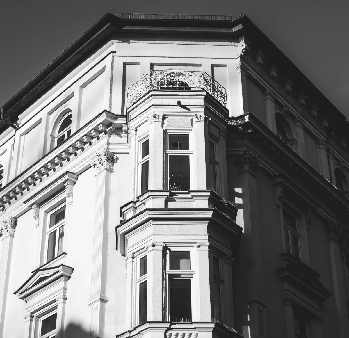 yves-cedric-schulze-1zw09kZ5j1c-unsplash